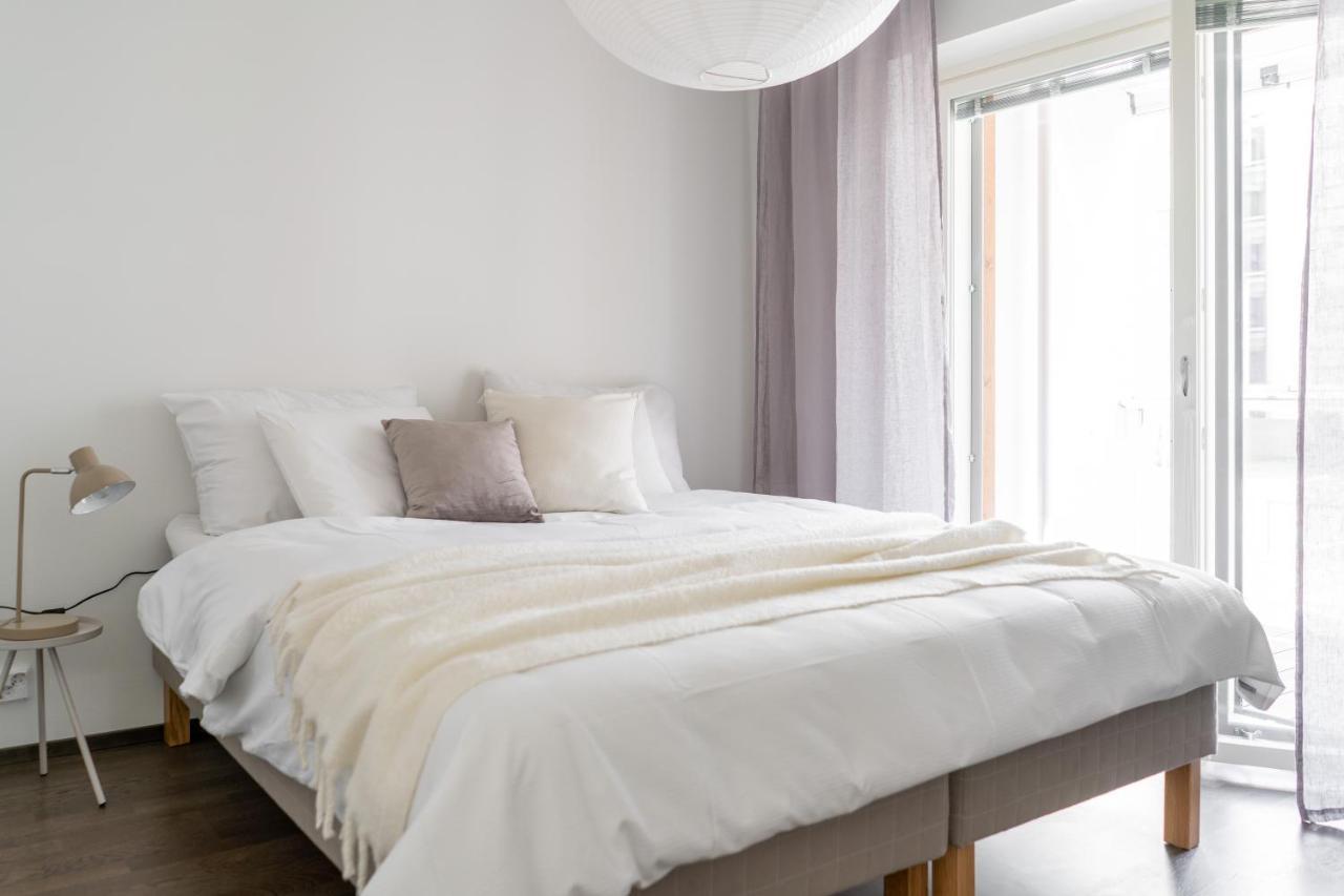Apartamento Iso Aurinkoinen Parveke Ja Hyvaet Yhteydet Helsinki Exterior foto